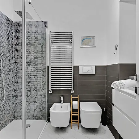 Cav4 - In The Heart Of - Apartment *