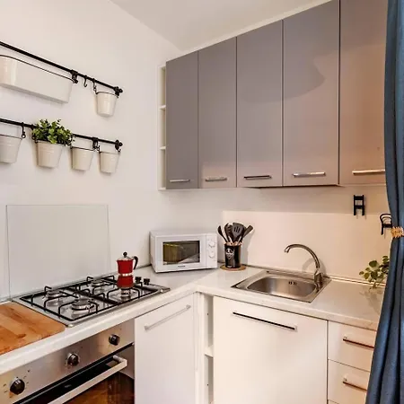 펜션 Design With Parking Navigli Sleeps5 밀라노