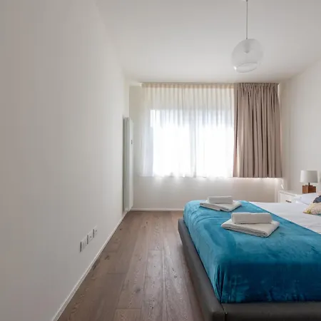 Santa Sofia House - Duomo Apartman Milánó
