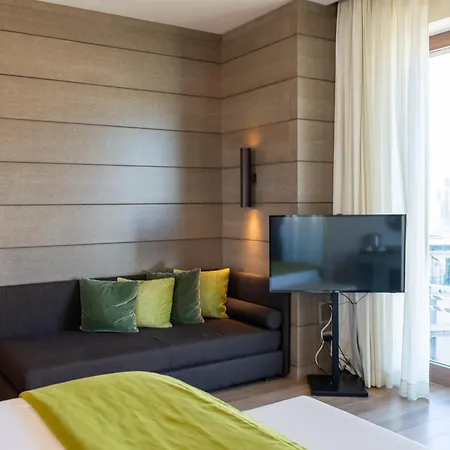 Starhotels Echo 4* Milano