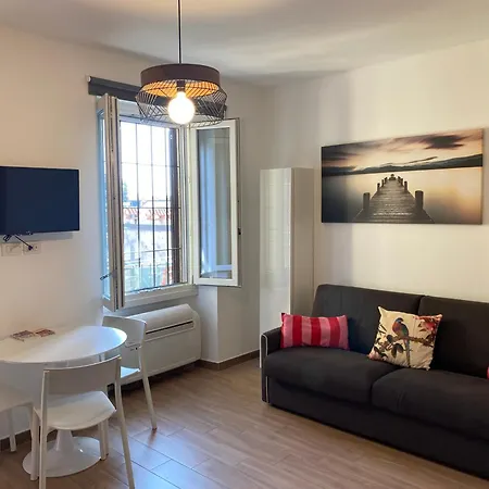 Casale 7- Navigli Cozy Perfect X2! ミラノ