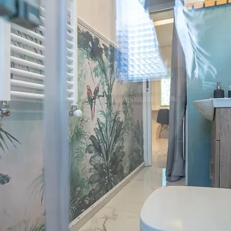 Singola Con Ac, Tv, Wi-fi E Cucina Appartamento