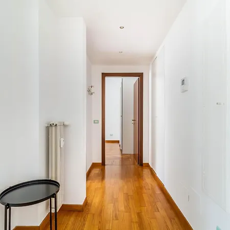 Domusmi Piazzale Loreto Apartmán