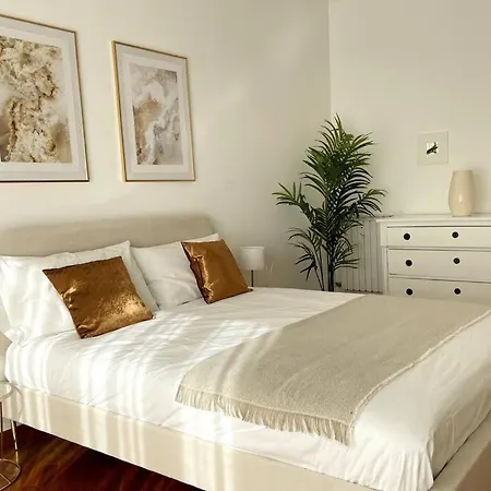 Apartament Amazing Flat With Terrace Mediolan