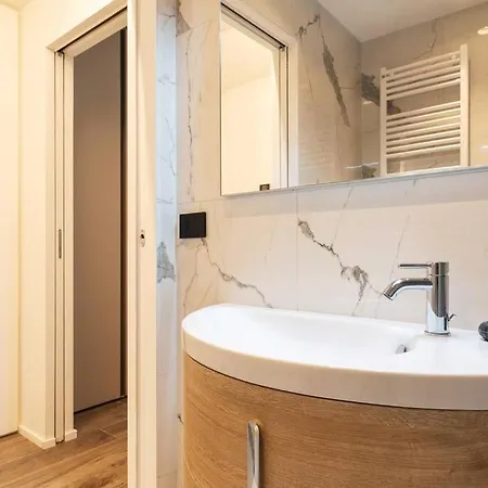 Emotichome 7 Flexyrent Milán