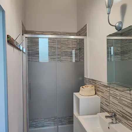 Hbhall Residenze Darsena Daire *