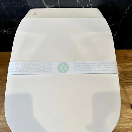 Lr Deluxe - Fondazione Prada - Metro M3 *