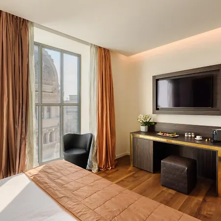 Dei Cavalieri Duomo Милан