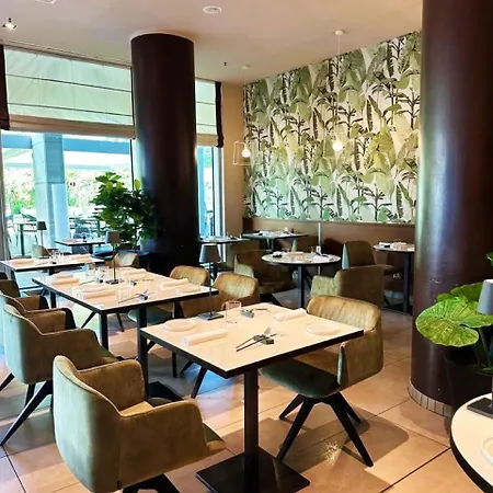 Ramada Plaza By Wyndham Milaan