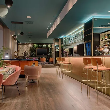 Nh Touring Hotel
