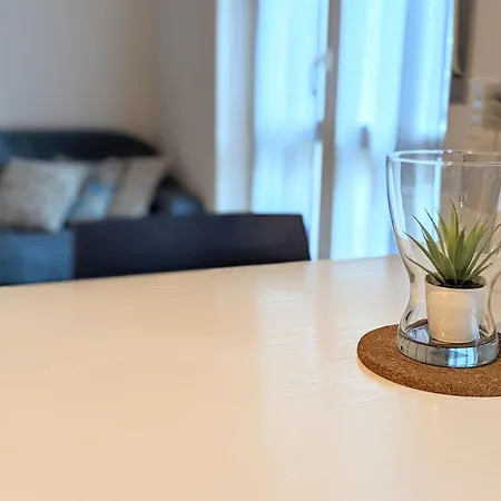 Large New Stylish Studio Apt - Metro Fast Wifi A/c Milan