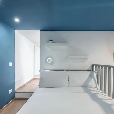 Isola - Flat * Milan