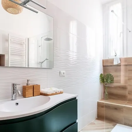 New Jungle & Charming Flat - Zona De Angeli
