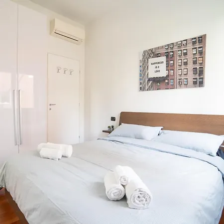 Citylife-fiera Nuovo Con Wifi & Netflix Apartment