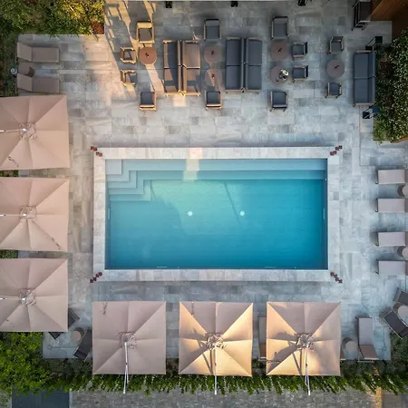 Hotel Crowne Plaza By Ihg 4*