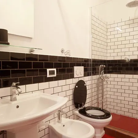 Incantevole In Darsena Apartamento