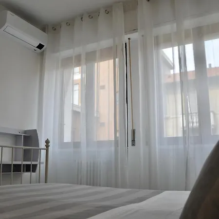 M.aurelio Red ミラノ