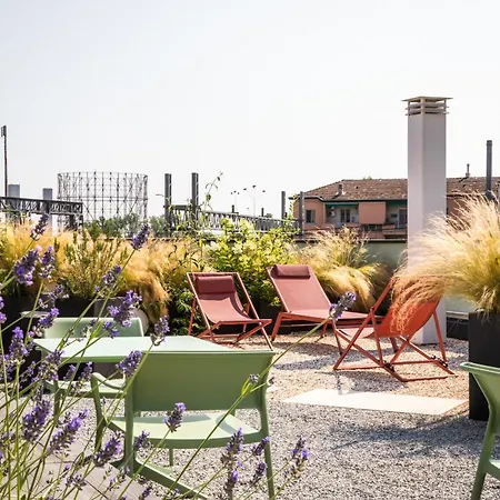 Co99 Art Building Apart-hotel 4*