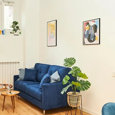 Urban Flats Modern Few Minuts From Duomo * Milán