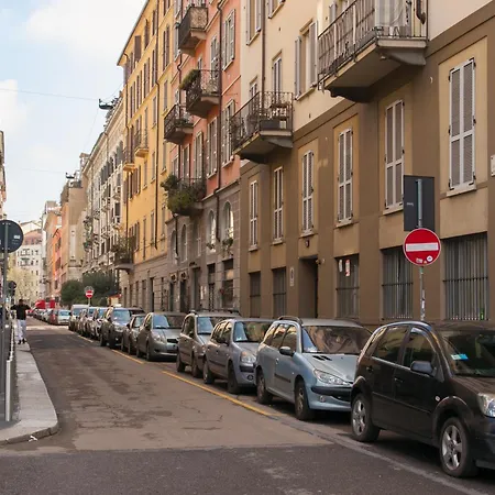 아파트 Amazing And New Penthouse In Center 밀라노