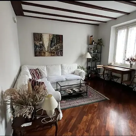 Cozy One Bedroom In Milano, Brera 밀라노