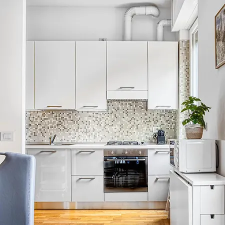 Saluti & Baci Via Carpi Appartement Milan