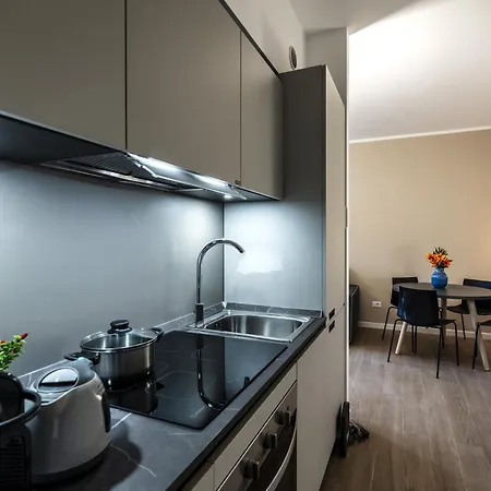 Free Parking - Duomo Centro Modern - Private Gym - Metro Apartmán Milán