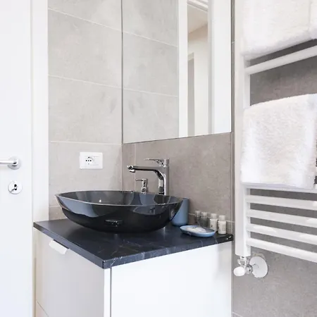 Appartamento Easylife - Con Balcone In Risorgimento Milano