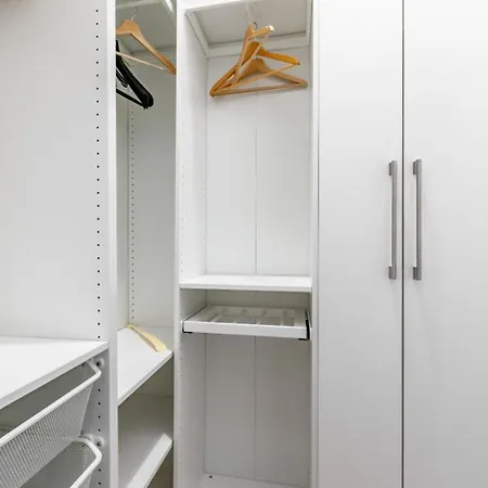 아파트 Urbanjungle - Centre With Balcony *