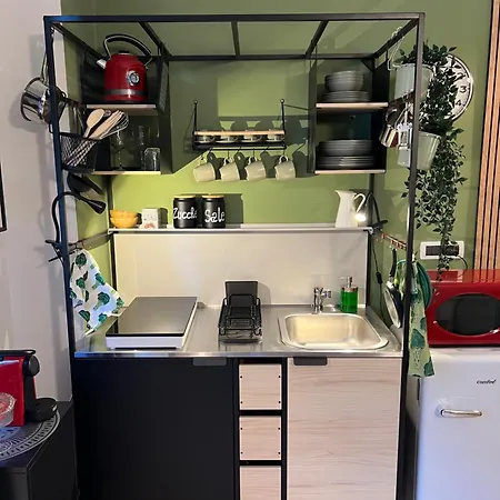 Apartman La Bella Charme 3 Km Away From Duomo/ Netflix & Wi-fi Included Milánó