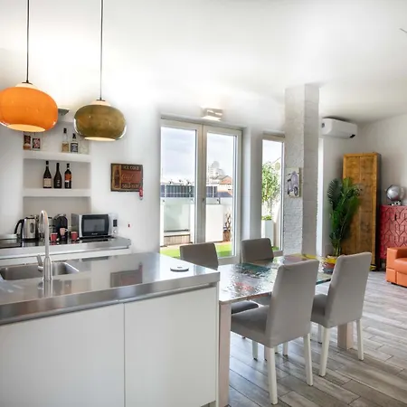 Luxury Flat With Terrace / Stunning Skyline View * ミラノ