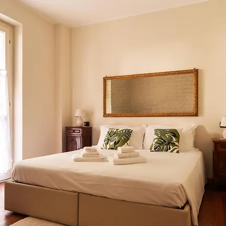 Apartment Moscova-brera Elegante Con Giardino Privato *