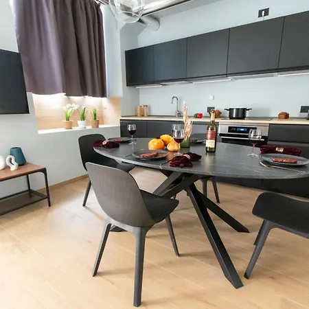 Ihost Luxury -private Parking- Plana 3 * Milán