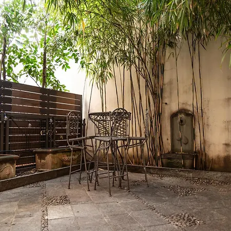 Apartment Moscova-brera Elegante Con Giardino Privato *