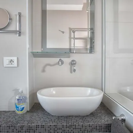 Luxury Flat With Terrace / Stunning Skyline View Apartment Milan