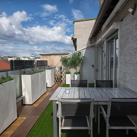 Luxury Flat With Terrace / Stunning Skyline View Apartment Milan
