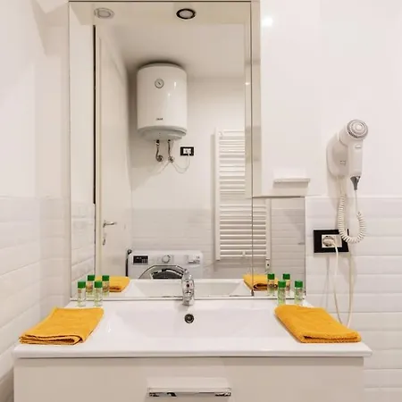 Vitruvio Flexyrent A.c. דירה *