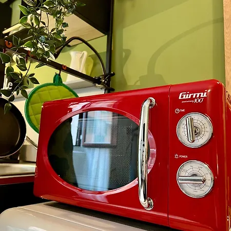 La Bella Charme 3 Km Away From Duomo/ Netflix & Wi-fi Included 公寓