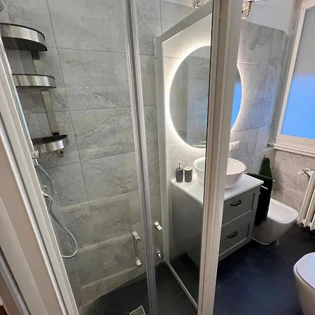 公寓 La Bella Charme 3 Km Away From Duomo/ Netflix & Wi-fi Included 米兰