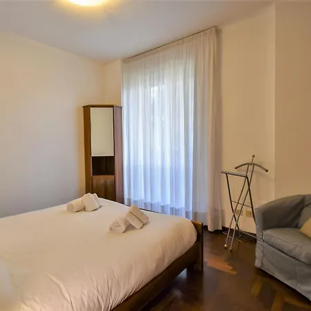 Bacchiglione Garden View By Interhome * Милан