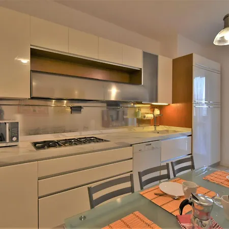 Апартаменты Bacchiglione Garden View By Interhome Милан