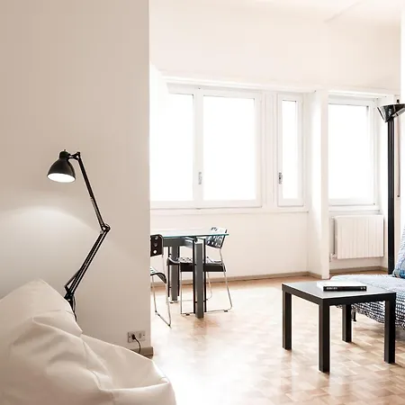 Center Porta Romana Apartament