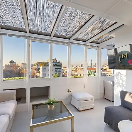 Luxury Penthouse With Jacuzzi & 360 View Rooftop Apartman