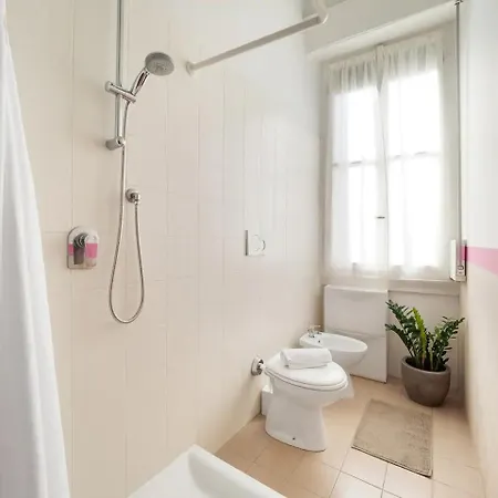 Trilocale 4/5 Ospiti In Stazione