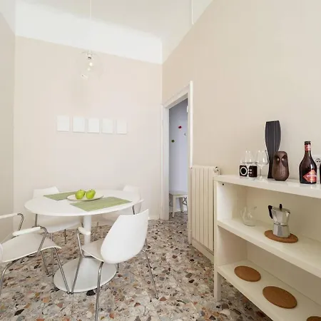 Appartamento Trilocale 4/5 Ospiti In Stazione Milano