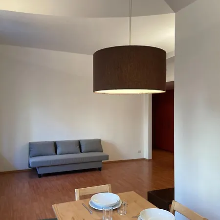 Accomodo Mib52 Bivano Sant'ambrogio Apartment