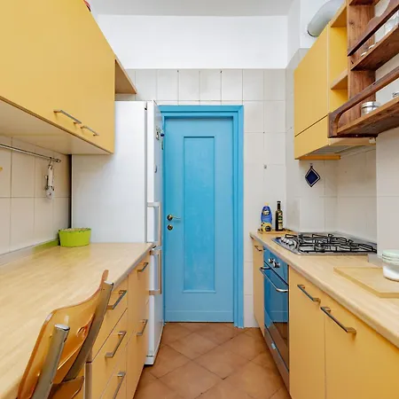 Xenia - Spacious Apt Near Linate Airport Milan