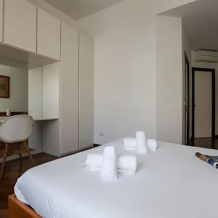 Hacca Collection - Porta Venezia 3br * Mediolan
