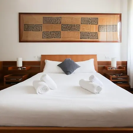 Hacca Collection - Porta Venezia 3br Apartment *