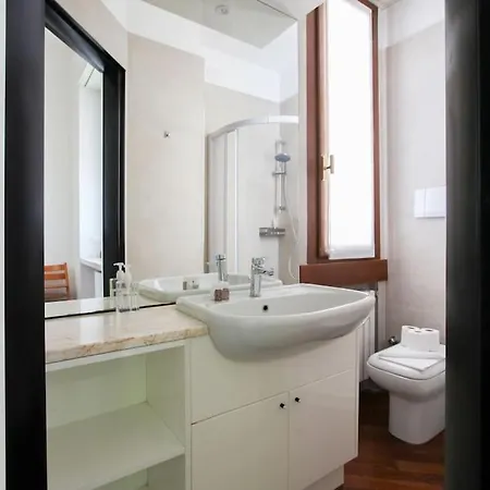 Apartament Hacca Collection - Porta Venezia 3br Mediolan